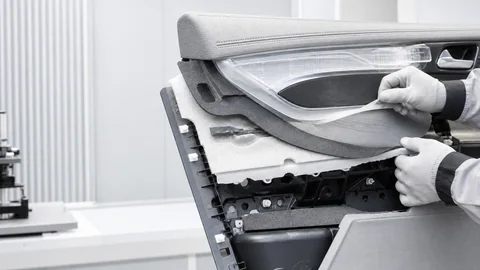 Door trim panel