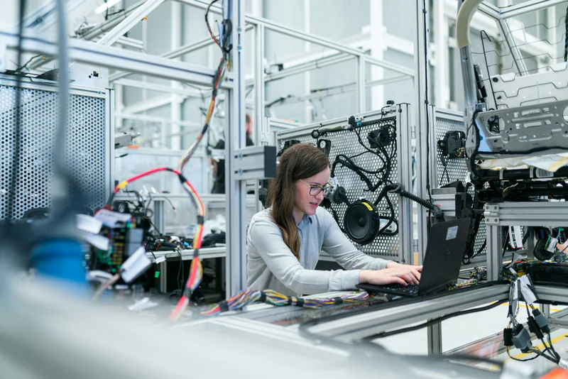 Optical testing of high-transmission yellowing-resistant adhesive film